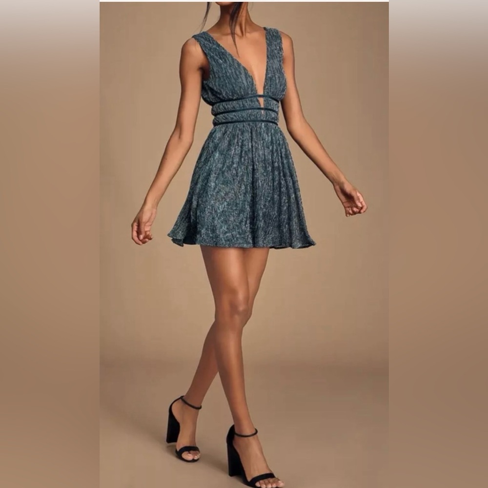 Elegant Teal Sleeveless Dress